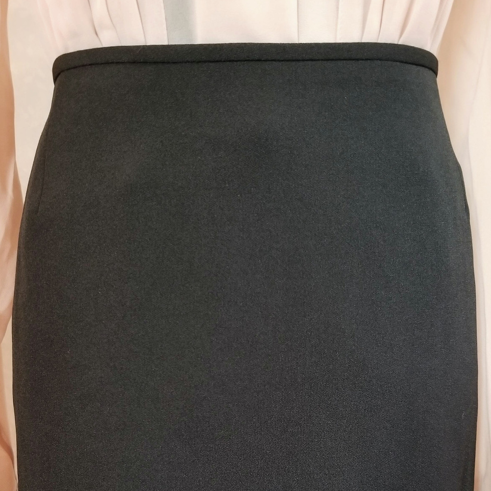 TAHARILEVINE black skirt